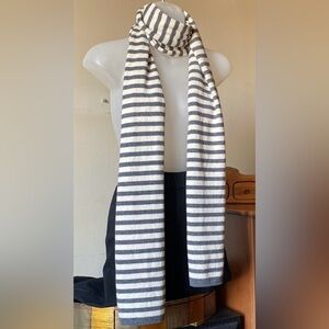 Everlane Cashmere Scarf